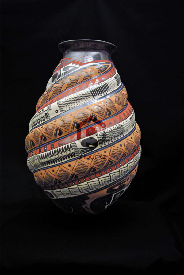 vase ceramique relief couleurs mata ortiz art mexicain